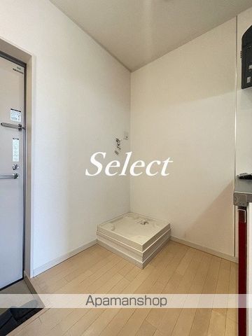 リーヴェルポート横浜WESTIIIの内装写真