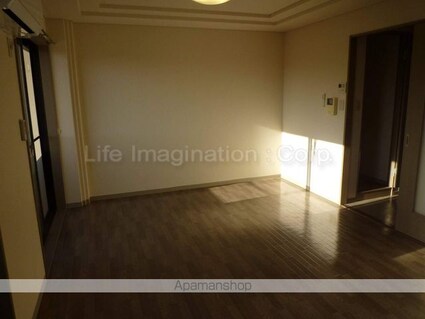 フローラルコート[1LDK/39.6m2]の内装1