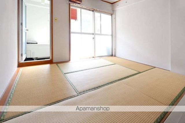 ビレッジハウス下更地2号棟の内装写真