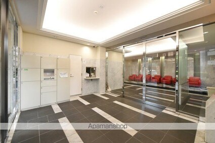 東京都新宿区西新宿８丁目[1K/20.03m2]のロビー1