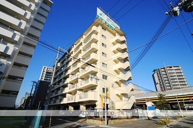 西中島東行マンションの外観写真