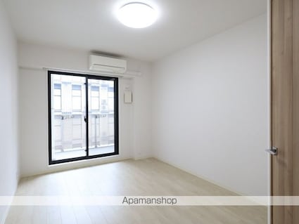 愛知県名古屋市東区泉１丁目[1K/27.41m2]のリビング・居間