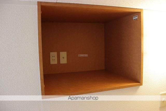 レオパレス東尾道の内装写真