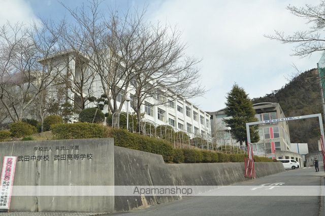 東広島市 1階建 築54年の周辺写真