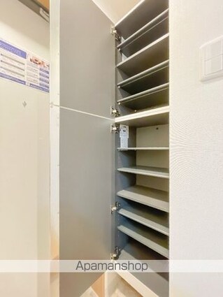 レジディア横濱大通り公園[1K/35.13m2]の収納