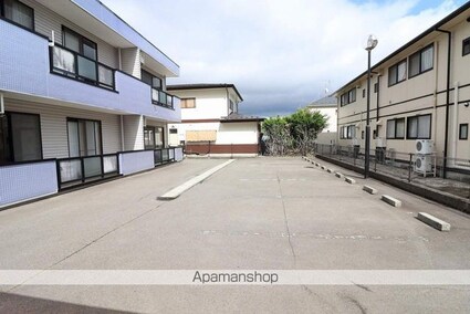 レクエルドⅠ[2DK/48.89m2]の駐車場