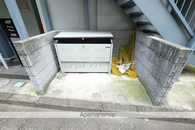 フィユフラッツ川越南の玄関写真
