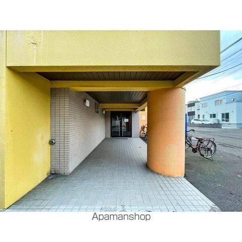 シャトープレインの玄関写真