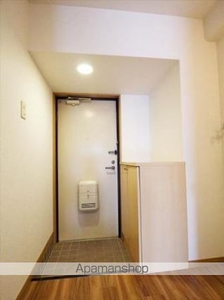 グランアルブル勝山[1R/28.5m2]の玄関
