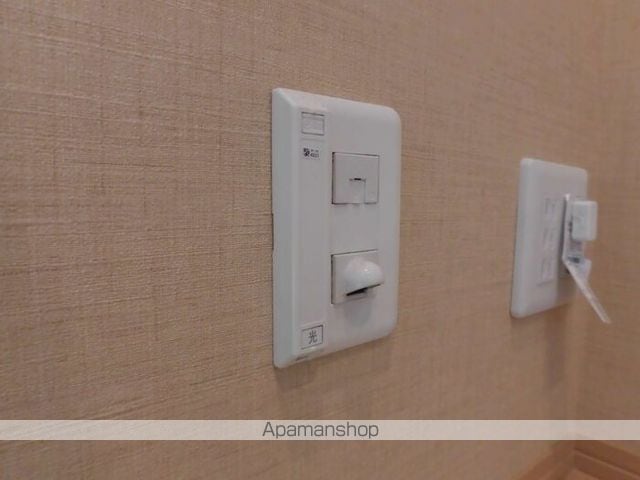 ヴィルヌーブ伍番街 D棟の内装写真