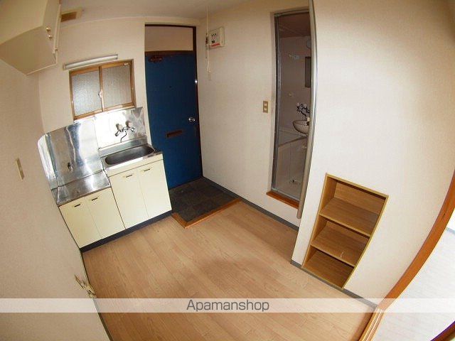 クリスタルマンションの内装写真
