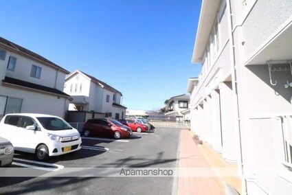 ソレアード[2LDK/58.86m2]の駐車場1