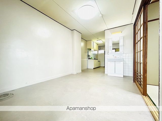 田中マンションの内装写真