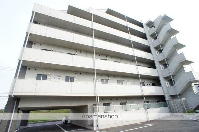アンビエンテ横浜鴨居の外観写真
