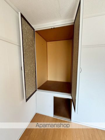 ヴィラナリー旭川II503号棟の内装写真