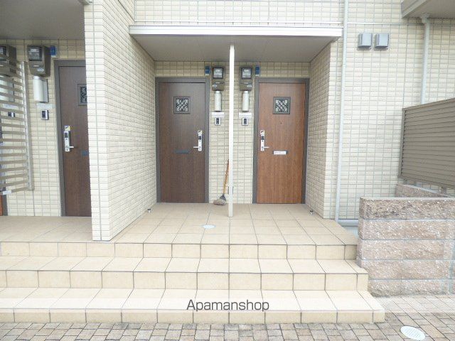 DーROOM東町の玄関写真