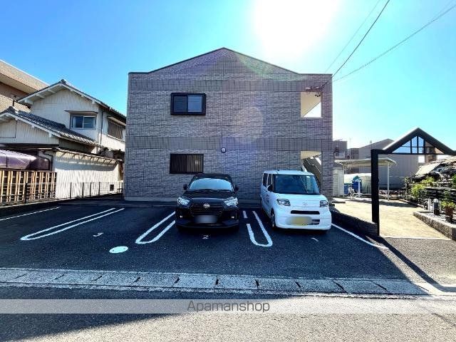 スクエア105の外観写真
