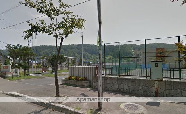 余市郡仁木町西町2丁目11 貸家の周辺写真