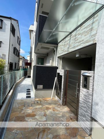 フジパレス西取石III番館の玄関写真