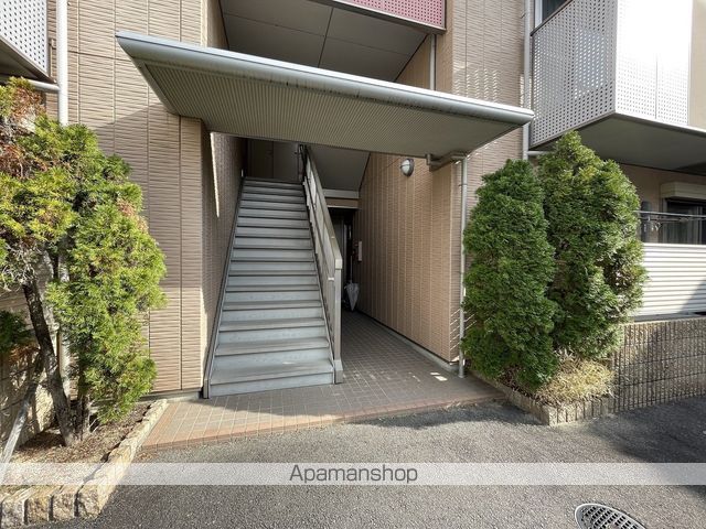 ベルヴィラージュの玄関写真