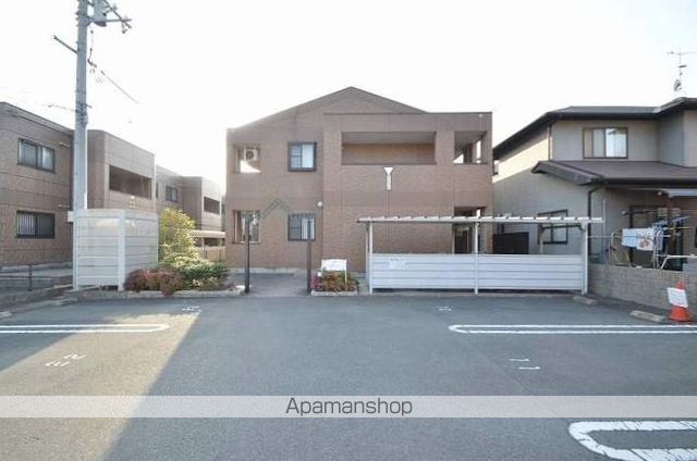 アルファの外観写真