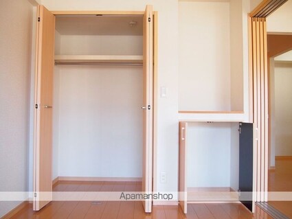 サン　フォレスト　ヴィラ[2LDK/57.52m2]の収納