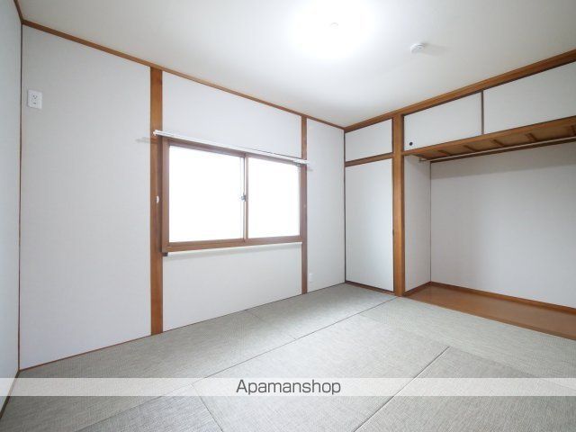 田中メゾネットの内装写真