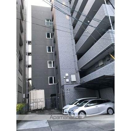 愛知県名古屋市東区泉２丁目[1K/21.87m2]の駐車場