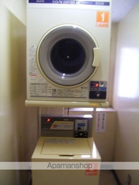 東京都武蔵野市境南町２丁目[1R/15.6m2]の共用部2