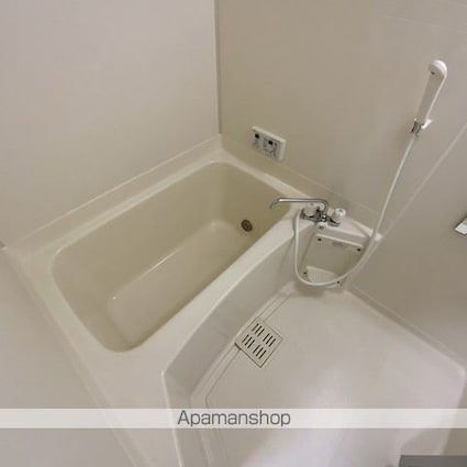 ＰＡＬＡＣＥ　ＢＬＵＥ　ＳＫＹ　Ａ[2DK/45.5m2]のバス