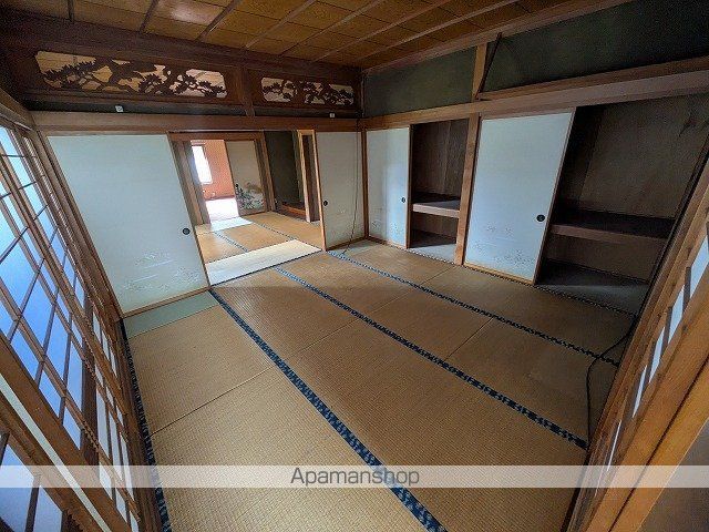 上新田平屋の内装写真