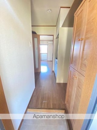 クレイドルⅤ・Ⅵ[1K/26m2]の玄関