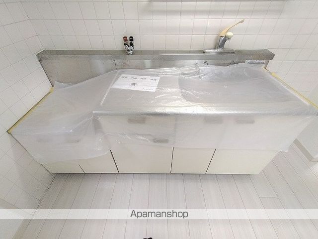 光栄ハイツ千里丘の内装写真