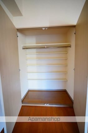 パークフロント西新宿[1K/34.54m2]の収納