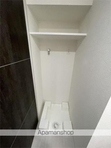 フォレスト コナ名駅の内装写真