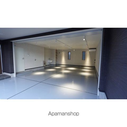 PACIFICA SHONANB棟の玄関写真