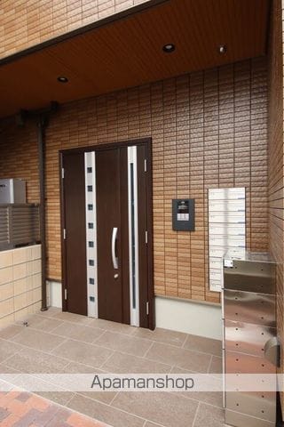 西町ハイツの玄関写真