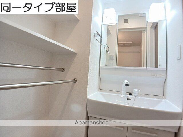 メゾン ラヴェールの内装写真