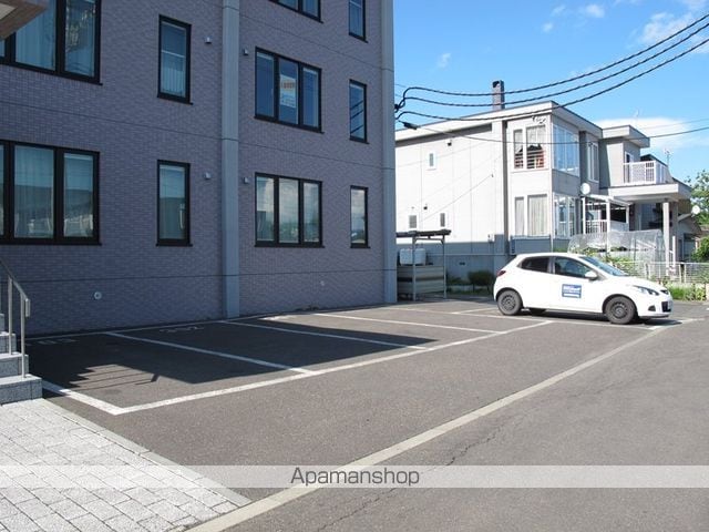 ラミアール弥生通の外観写真