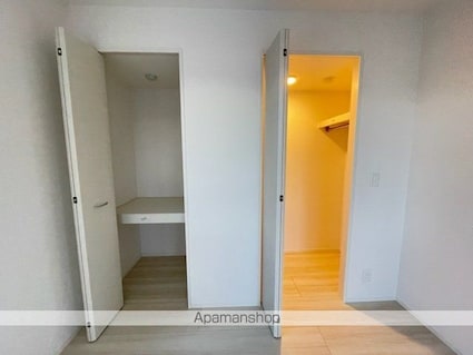 ＬＡ　ＶＩＬＬＡ五個荘Ａ棟[1LDK/46.93m2]の収納