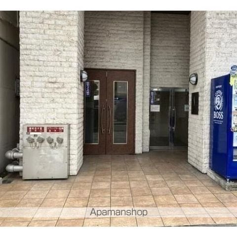 ステージファースト慶應三田の玄関写真