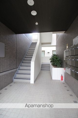 ウィスティリアの玄関写真