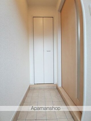 シュティル　シエーネ　Ａ[1LDK/40.02m2]の玄関