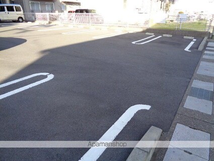 岐阜県岐阜市細畑６丁目[1LDK/41.23m2]の駐車場