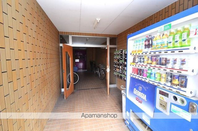 グランドールマンションの玄関写真