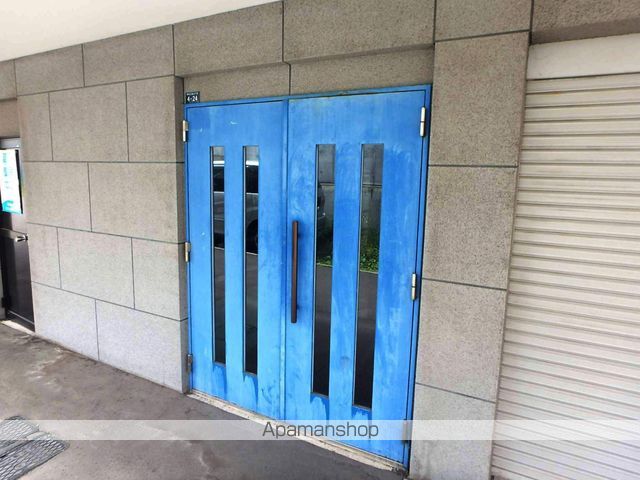 アビタ琴似の玄関写真