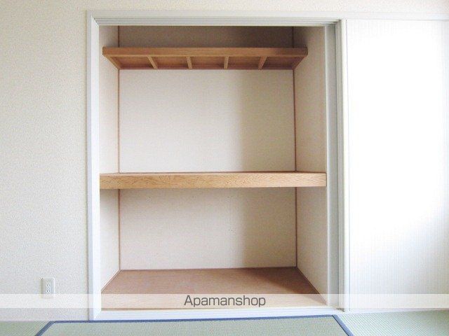 フレグランス一由II A棟の内装写真