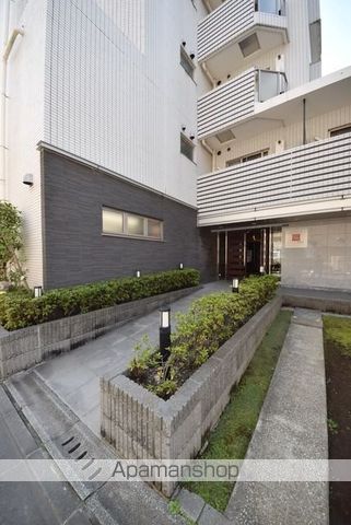 ドゥーエ東陽町の玄関写真