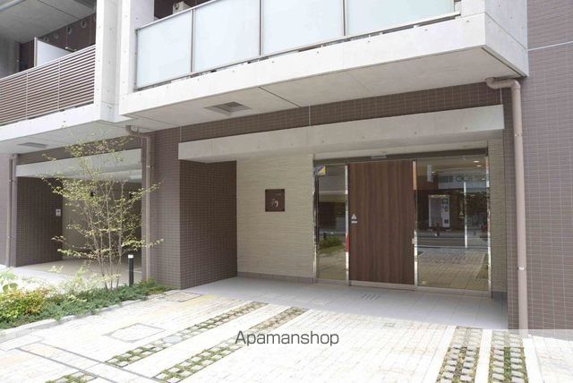 DORMOUSE 和の玄関写真
