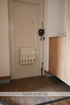 角内マンション[2LDK/65.49m2]の玄関